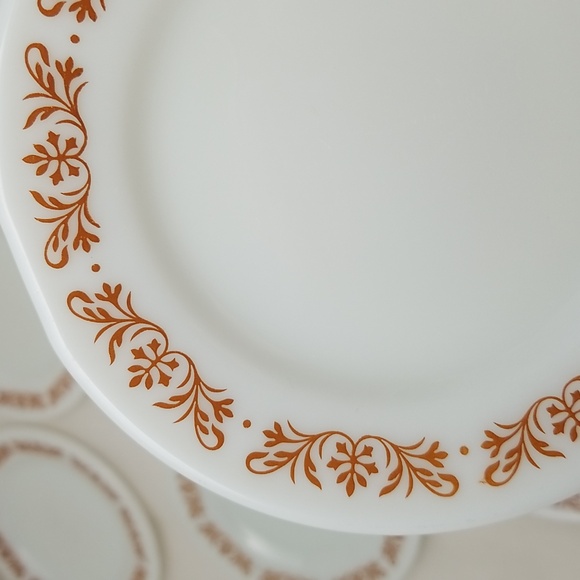 Pyrex Copper Filigree Bread & Butter Plates - Picture 5 of 12